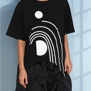Simply Vanite Black Asymmetrical Graphic Tee Abstract Sun Rainbow Art Top
